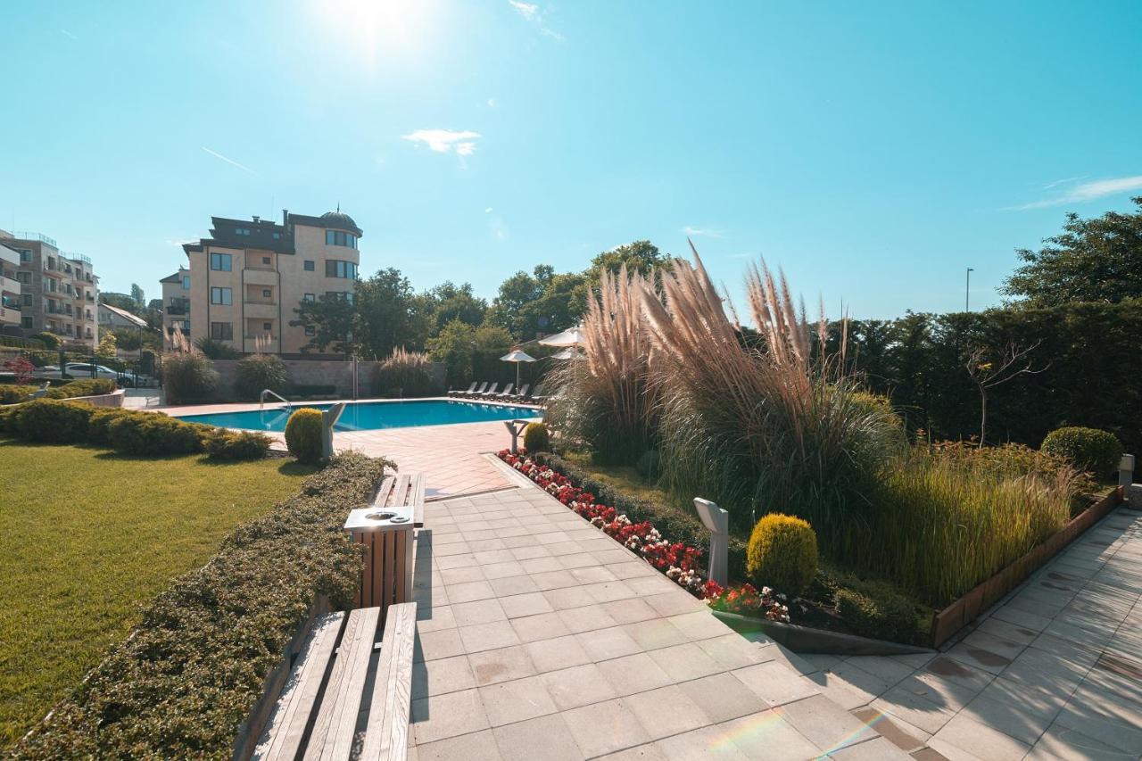 Freddo Apartment - Coral Residence Complex With Parking & Pool Varna Exteriör bild